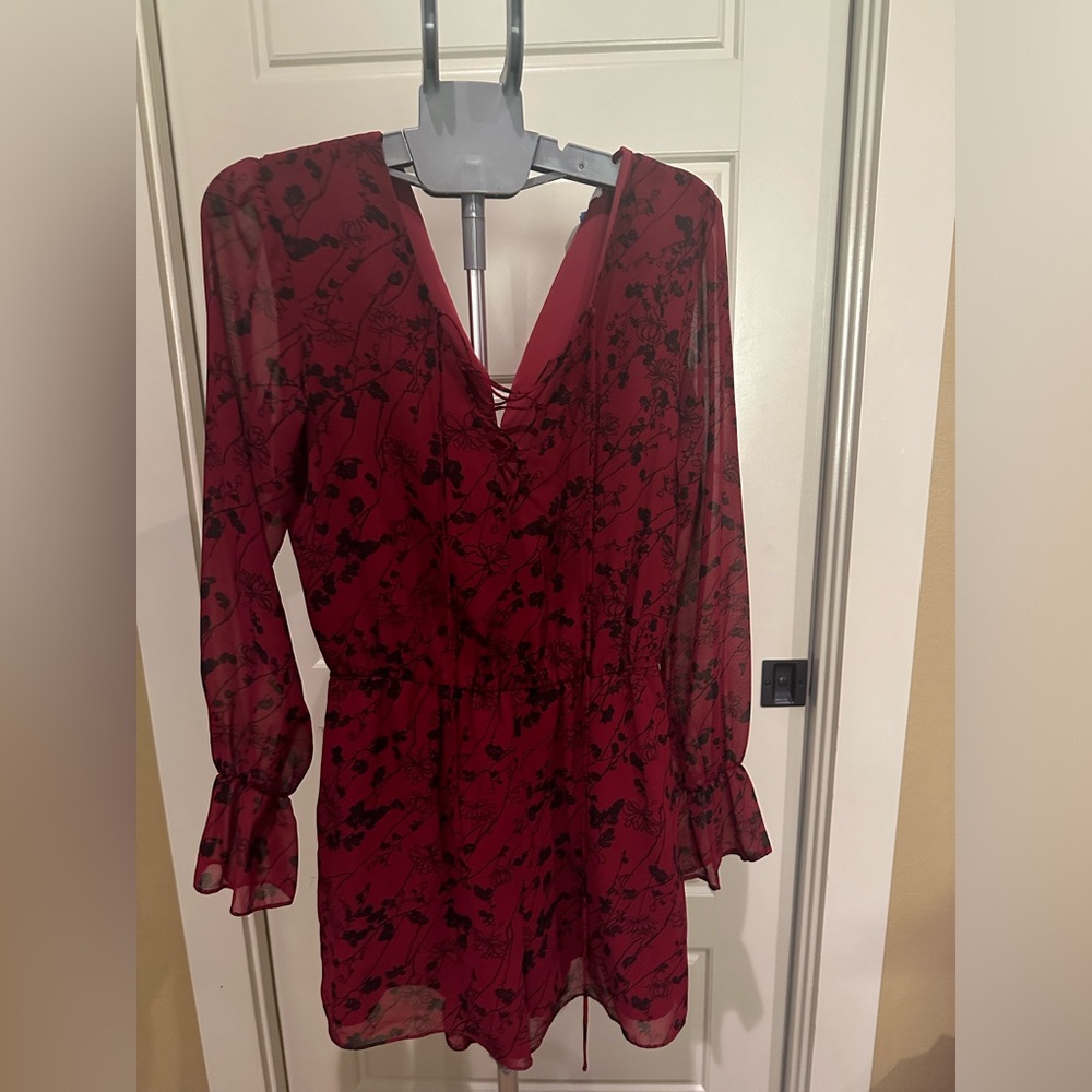 BCBG romper. Size small EUC